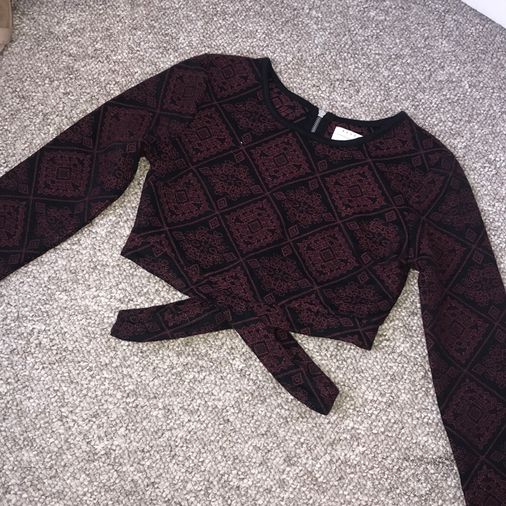 Kendall and Kylie long sleeve - Picture 7 of 11